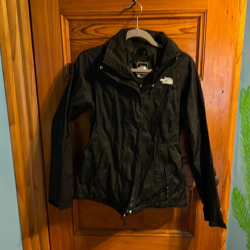 North face light weight rain/ snowboard jacket